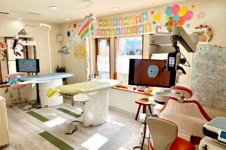 ともこキッズ歯科医院・内観